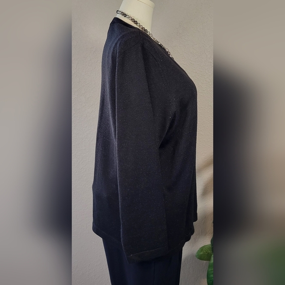 LIZ & ME Black and Silver Metallic 1 Button Sweater - Plus Size 1X - Picture 2 of 10